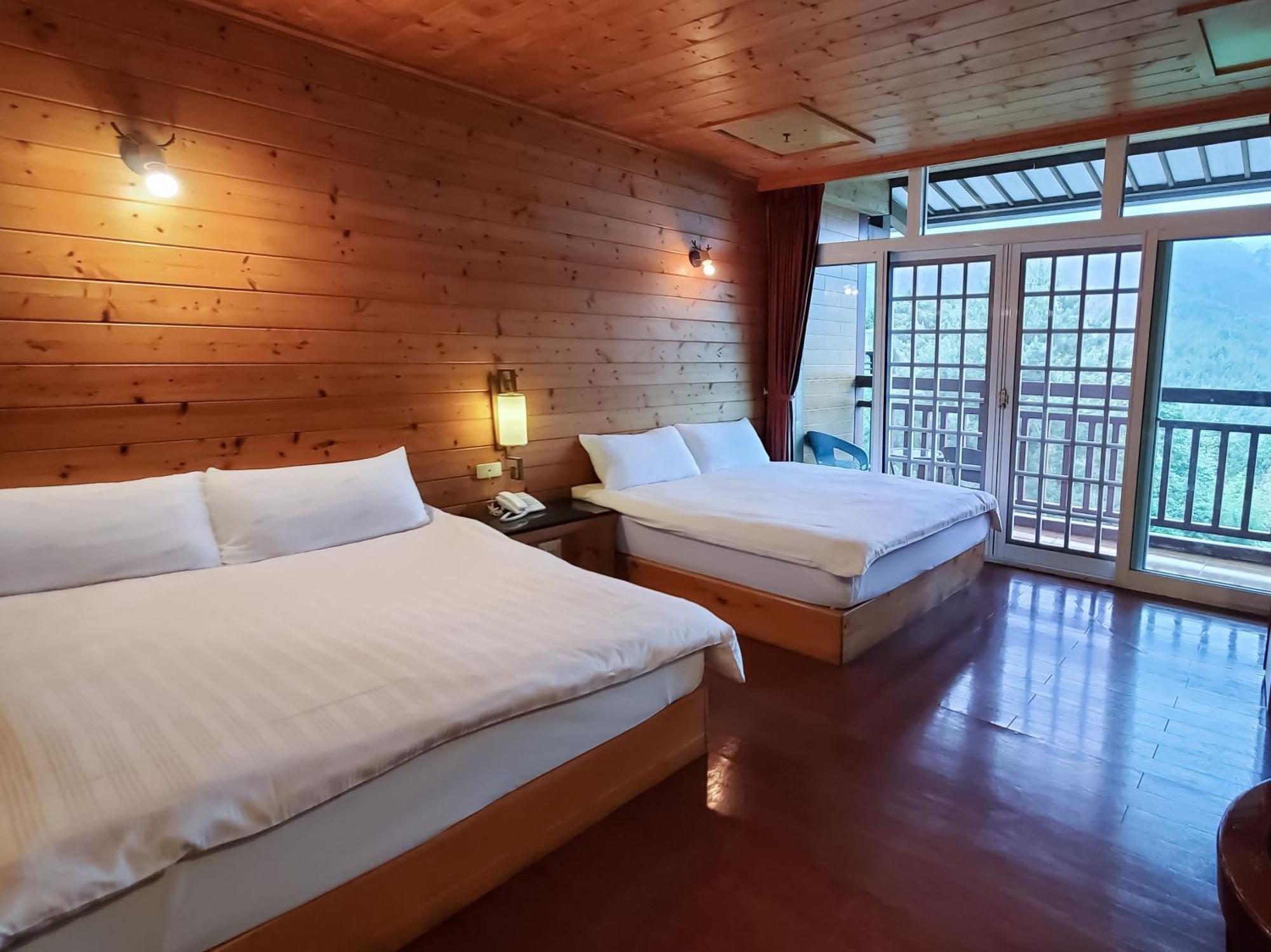 Kingtaiwan Hotel Lugu Extérieur photo