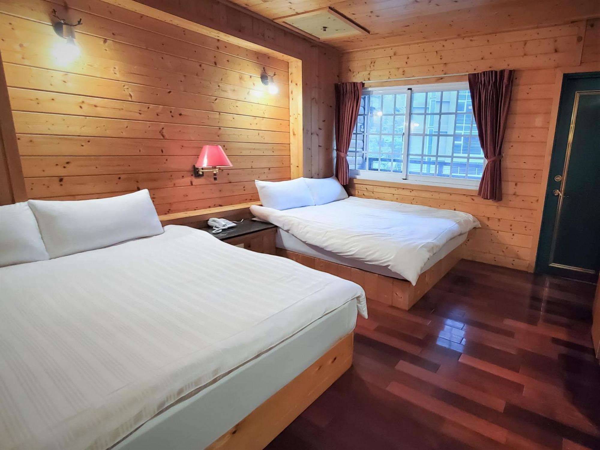Kingtaiwan Hotel Lugu Extérieur photo