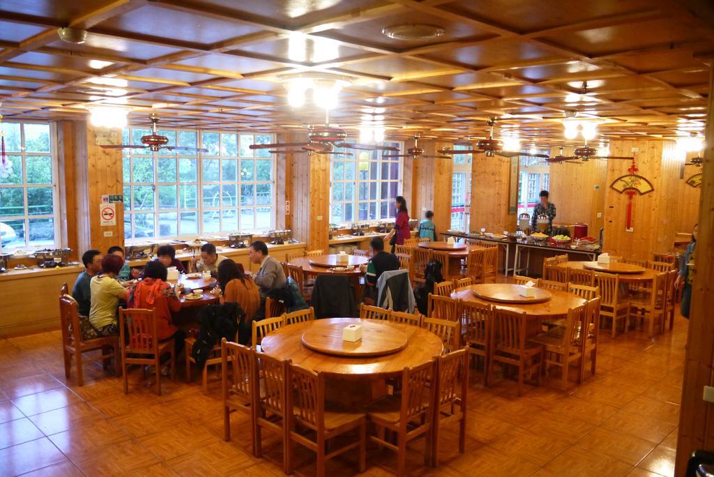 Kingtaiwan Hotel Lugu Extérieur photo