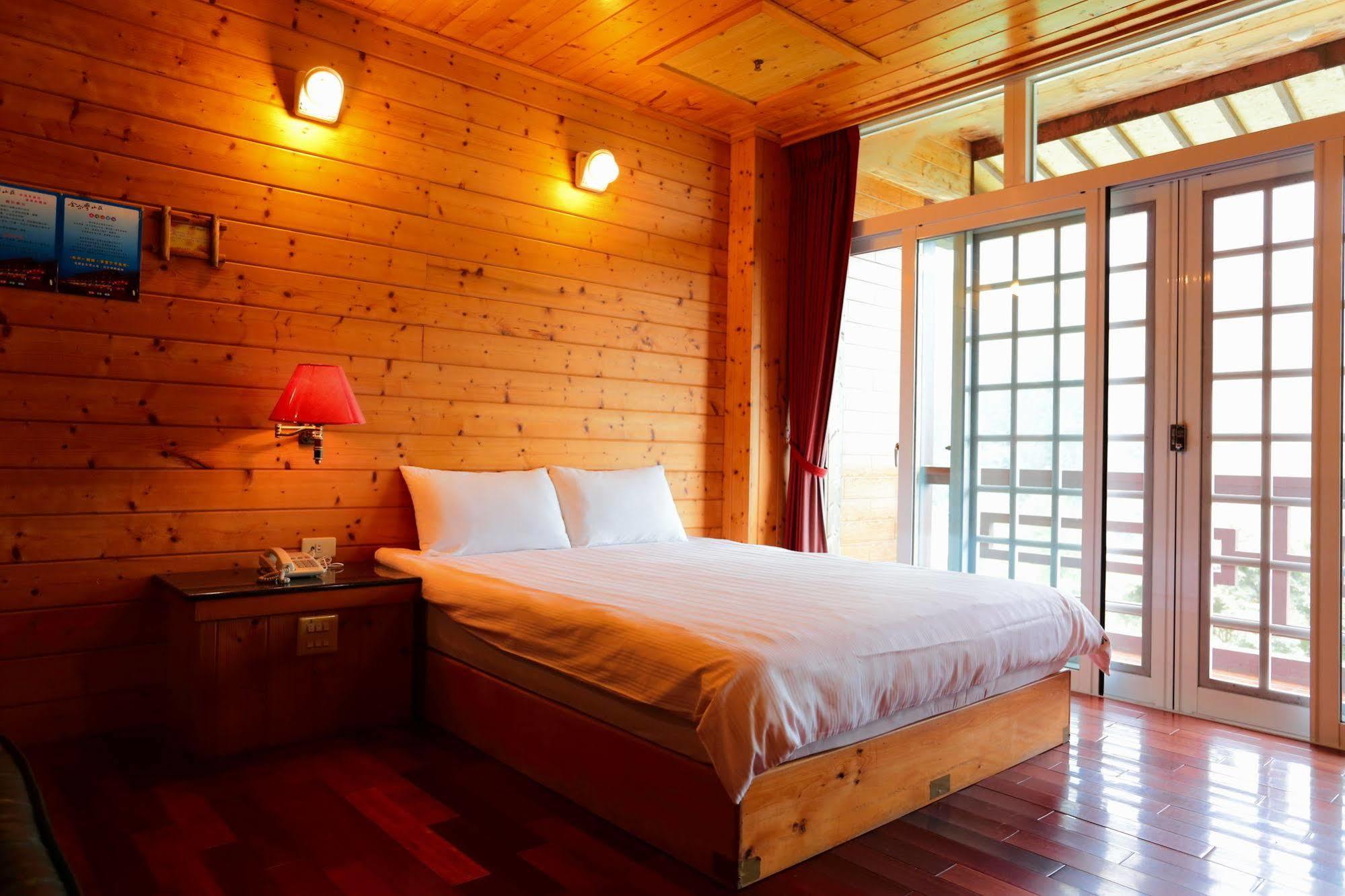Kingtaiwan Hotel Lugu Extérieur photo
